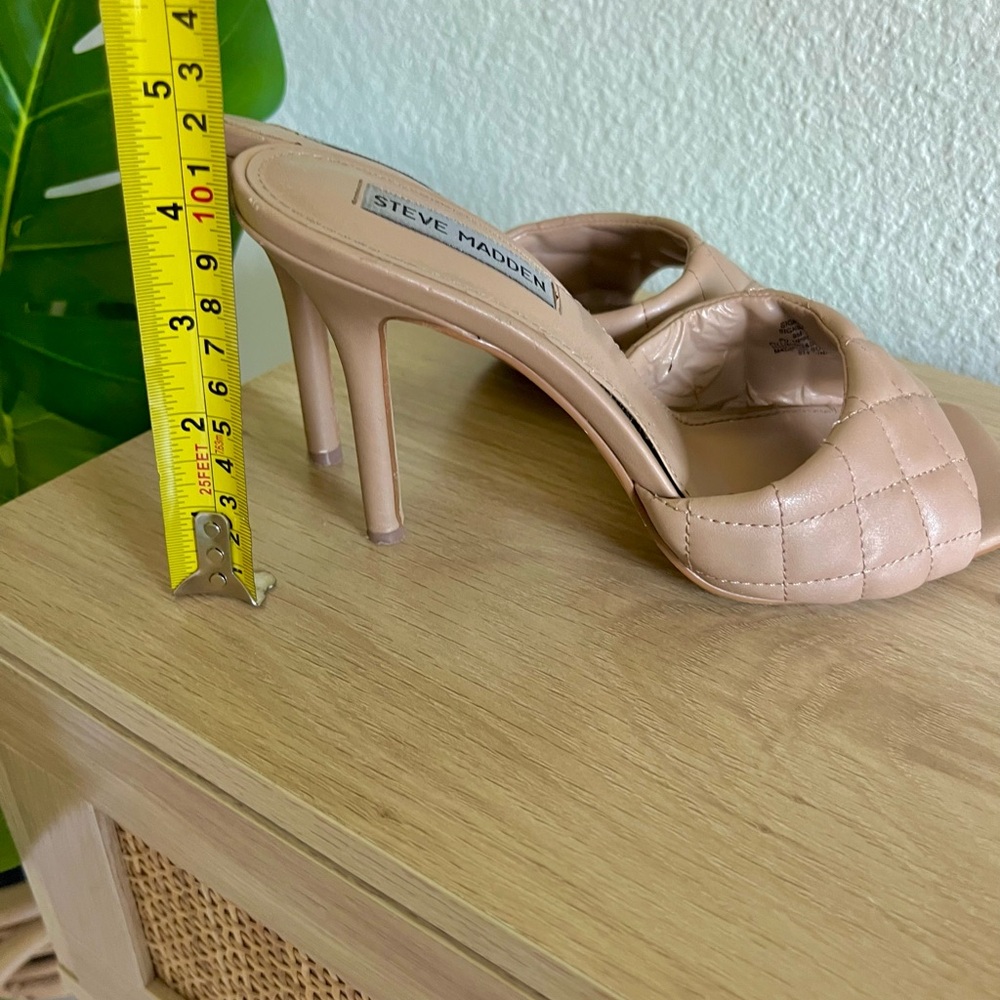Steven Madden Quilted Pattern Square Toe Tan Beig… - image 5